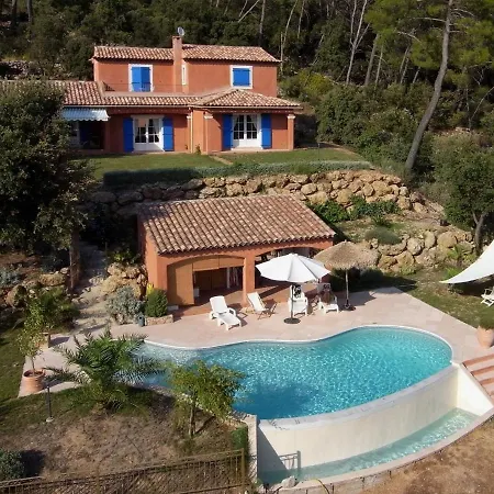 Charming In With Private Pool